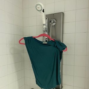 This gorgeous top is perfect for this upcoming spring/summer weather!